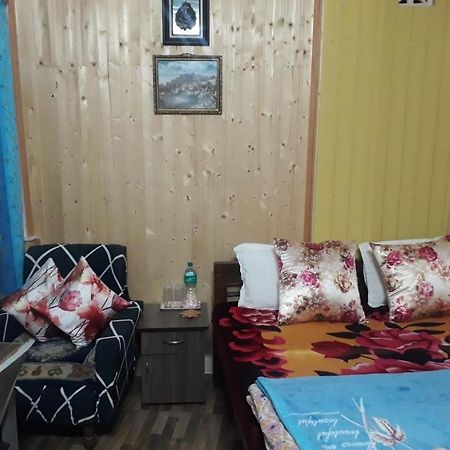 Smriya Homestay ダージリン エクステリア 写真